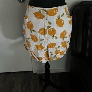 LOFT Lemon Print Linen-Blend Cuffed Shorts – Size 16